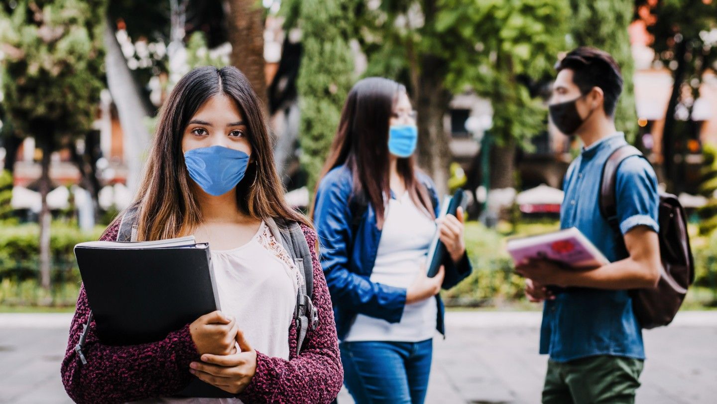 student-covid-mask