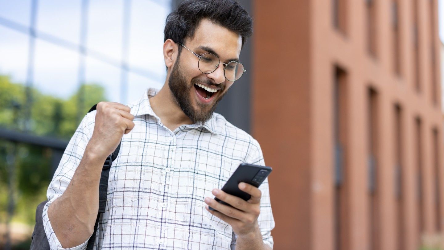 student-texting
